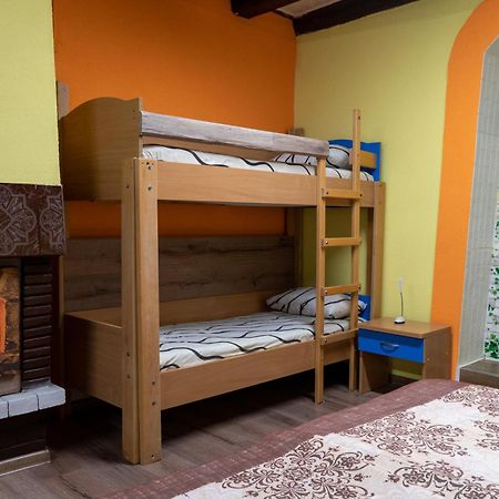Студио За Четирима "Цвети" Saparewa Banja Exterior foto