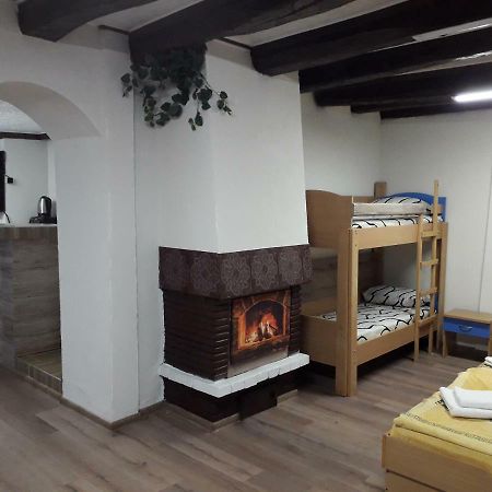 Студио За Четирима "Цвети" Saparewa Banja Exterior foto