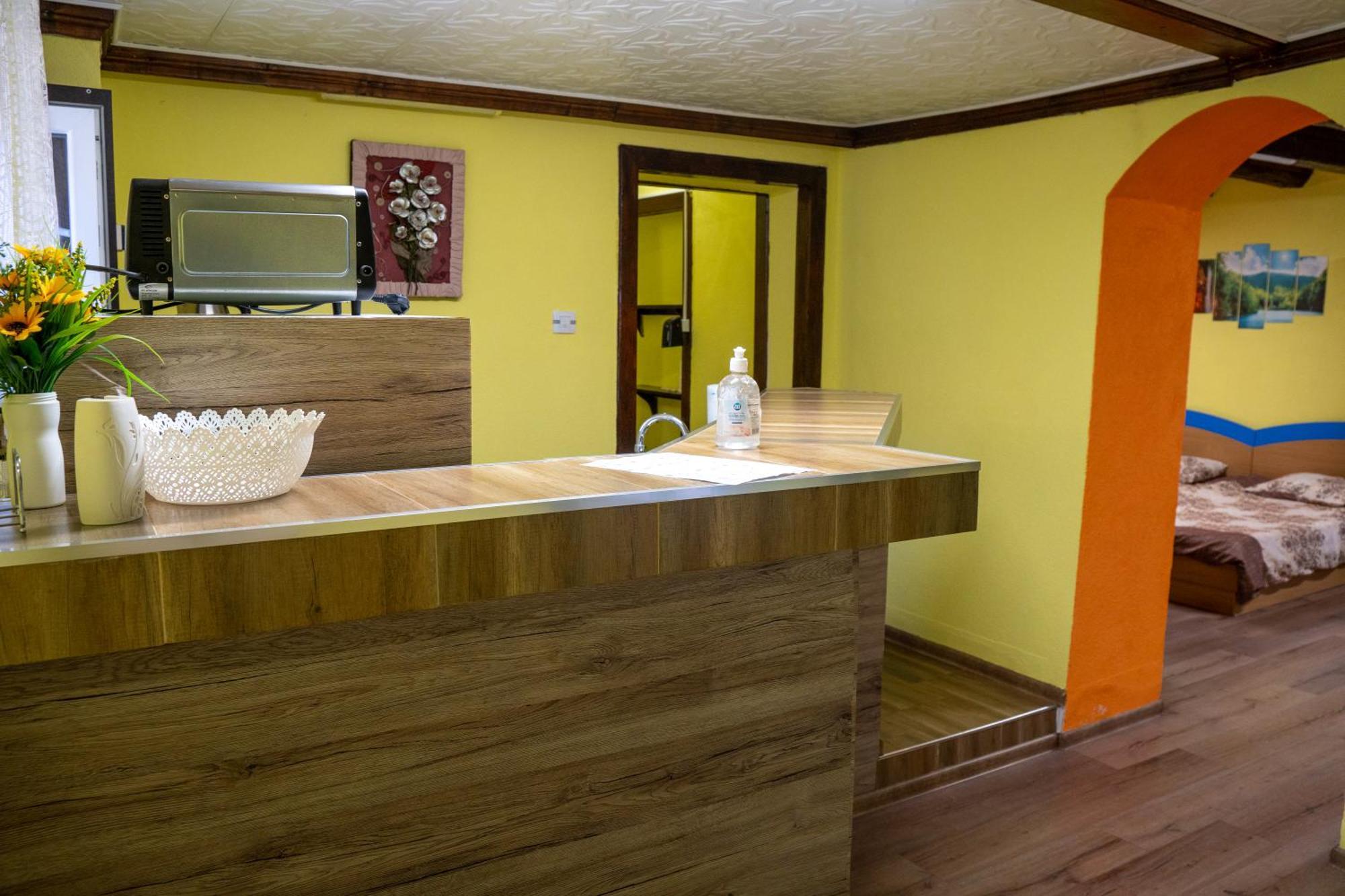 Студио За Четирима "Цвети" Saparewa Banja Exterior foto