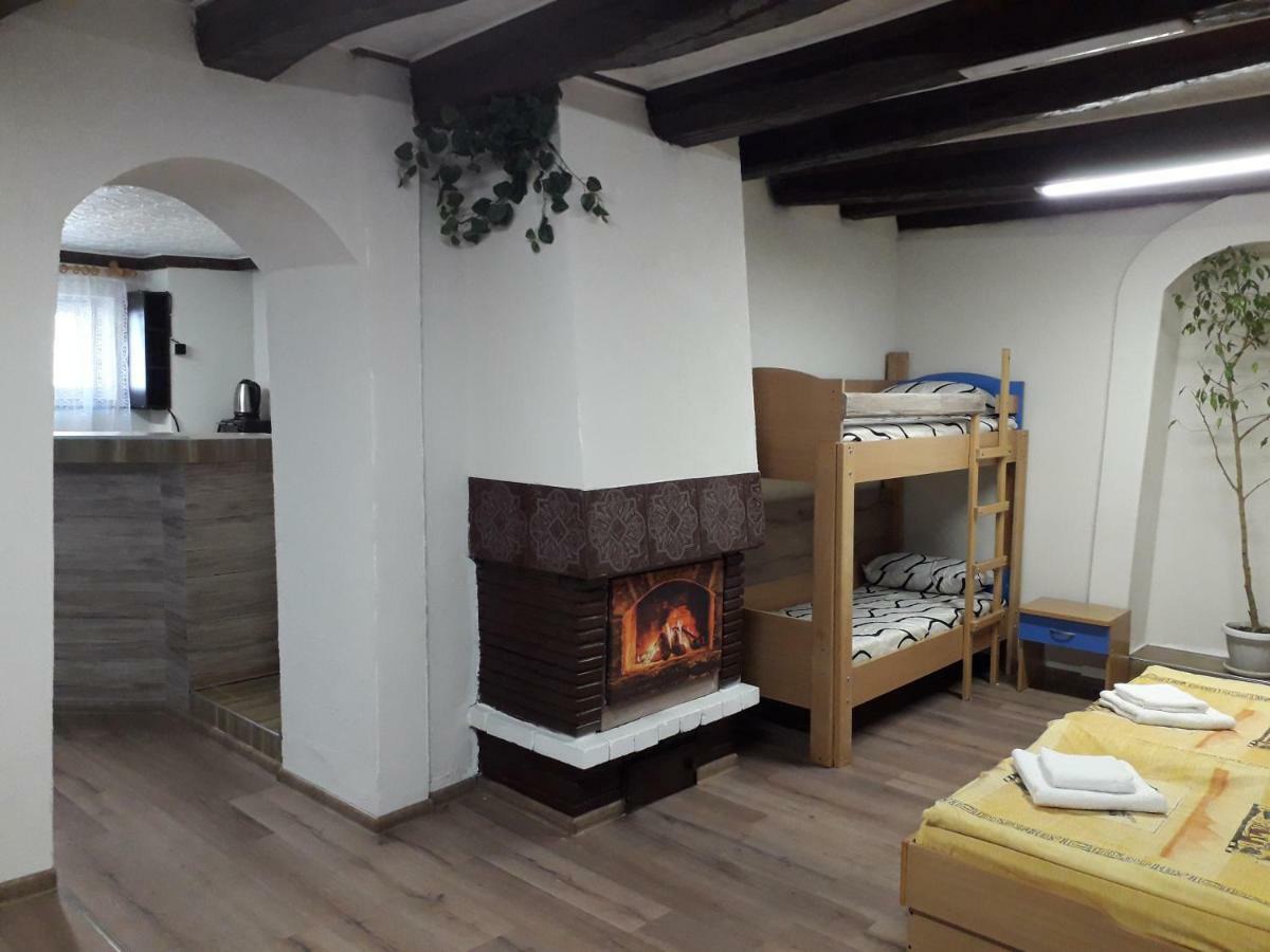 Студио За Четирима "Цвети" Saparewa Banja Exterior foto