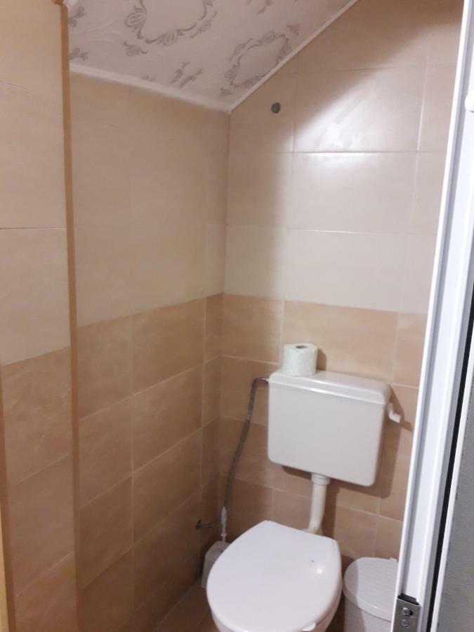 Студио За Четирима "Цвети" Saparewa Banja Exterior foto